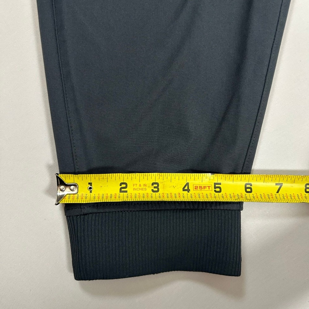 Vuori Pants Mens M Meta Joggers Charcoal Gray Performance Stretch Activewear - Picture 10 of 11